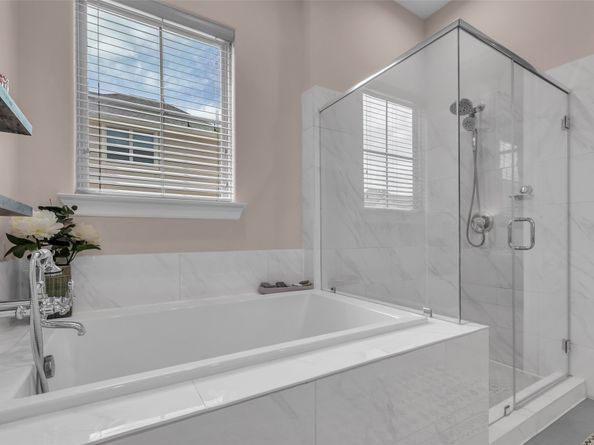 7720 N Fall Run Crossing, Houston TX 77055