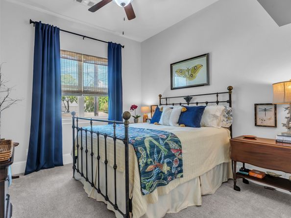 7720 N Fall Run Crossing, Houston TX 77055