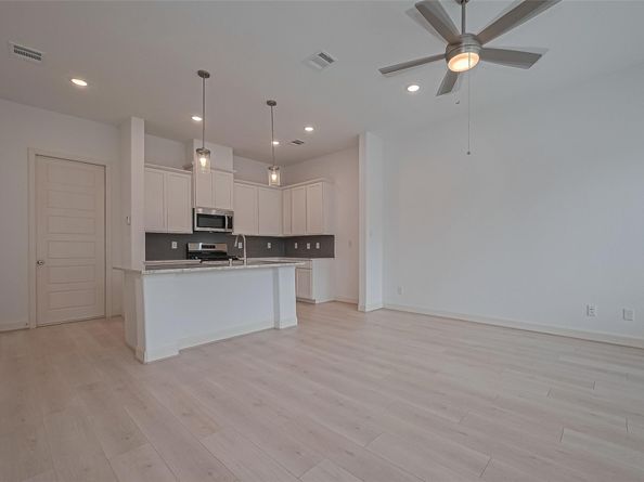 8928 Covenant Place, Houston TX 77055