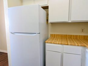 2011 Spenwick Drive 412, Houston TX 77055