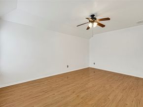 1727 Mickle Creek Drive, Houston TX 77049