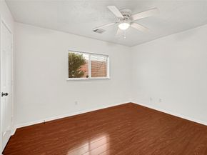 1727 Mickle Creek Drive, Houston TX 77049