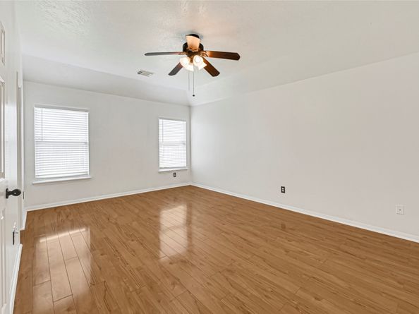 1727 Mickle Creek Drive, Houston TX 77049