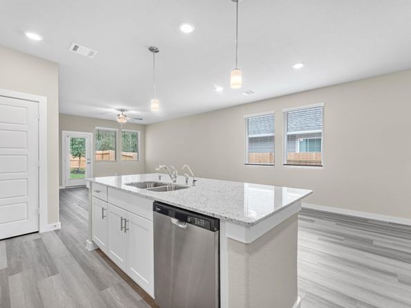 1749 Succotash Oak Court, Conroe TX 77304