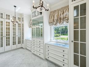 5440 Huckleberry Lane, Houston TX 77056