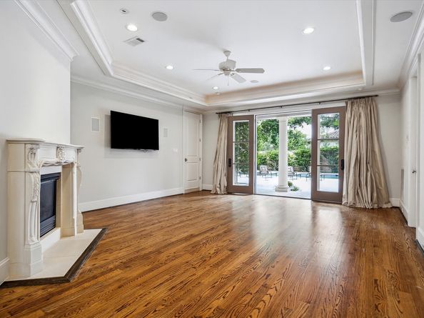 5440 Huckleberry Lane, Houston TX 77056