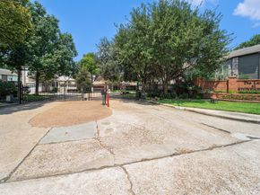 12815 Kingsbridge Lane, Houston TX 77077
