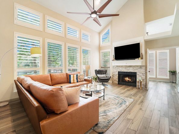 12815 Kingsbridge Lane, Houston TX 77077