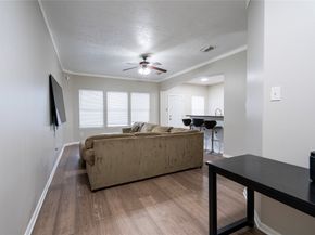 4908 Landward Lane, Houston TX 77066