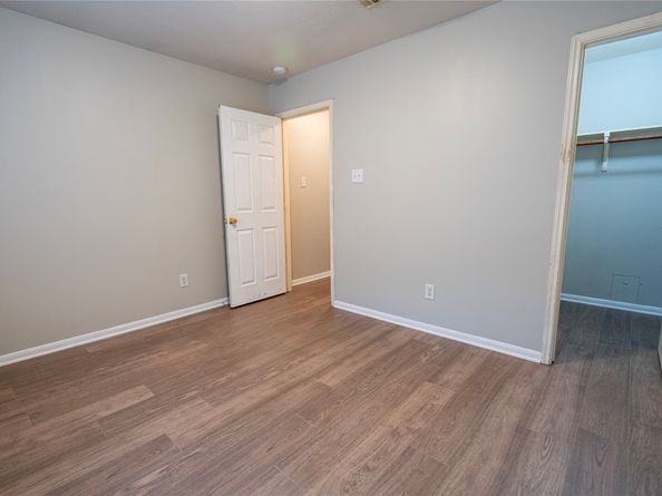4908 Landward Lane, Houston TX 77066