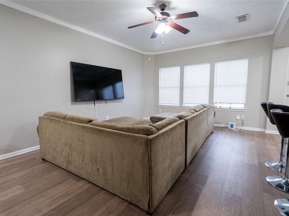 4908 Landward Lane, Houston TX 77066