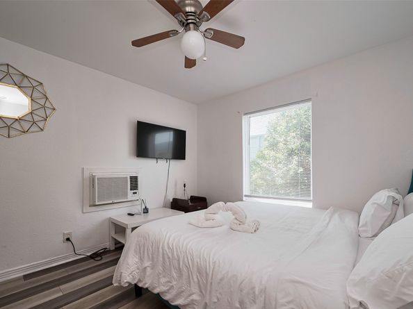 5114 Grantwood Street, Houston TX 77004