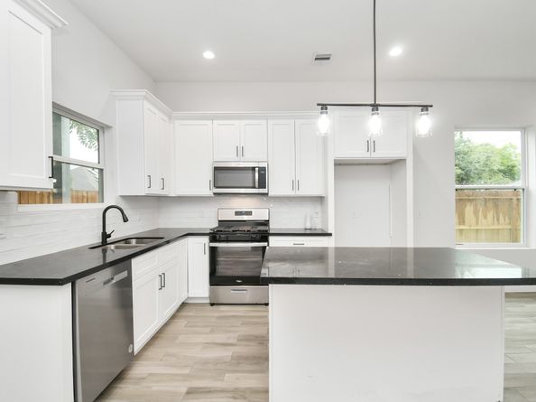 3309 Shelby Circle, Houston TX 77051