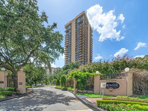 3350 Mccue Road 603, Houston TX 77056