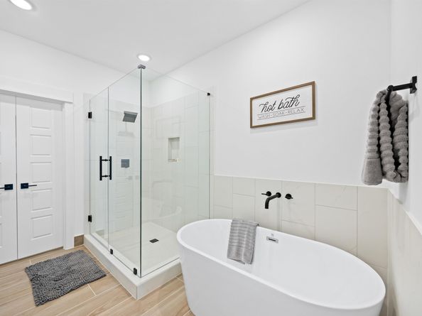 5815 Highland Sky Lane, Houston TX 77091