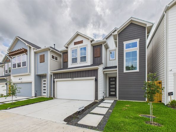 5815 Highland Sky Lane, Houston TX 77091