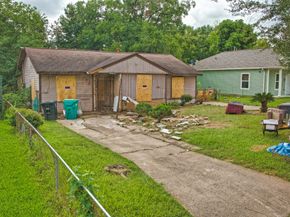 6519 Sherwood Drive, Houston TX 77021