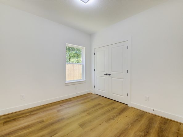 6710 Kassarine Pass A/B, Houston TX 77033