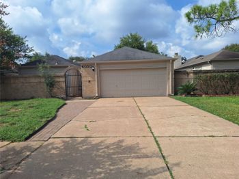 4030 Knoll Glen Drive