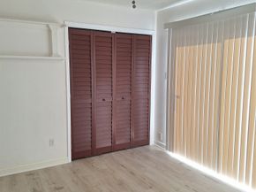 4030 Knoll Glen Drive, Houston TX 77082