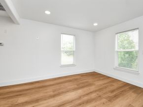 9818 Kerr Street, Houston TX 77029