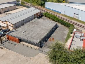 5975 Armour Drive, Houston TX 77020