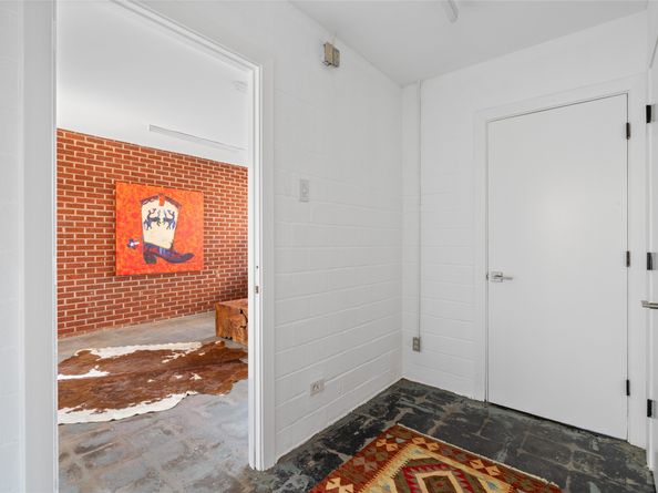 5975 Armour Drive, Houston TX 77020