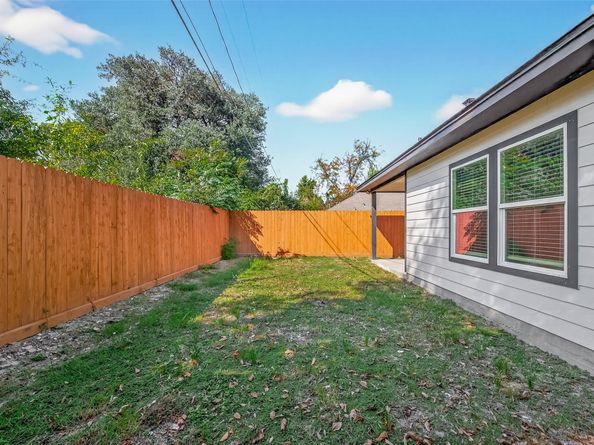 7832 Dewitt Street, Houston TX 77028
