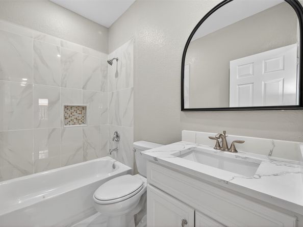 7832 Dewitt Street, Houston TX 77028