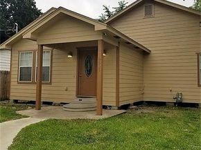9506 E Avenue I, Houston TX 77012
