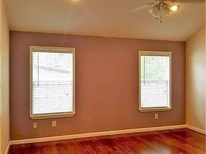 9506 E Avenue I, Houston TX 77012