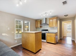 9506 E Avenue I, Houston TX 77012