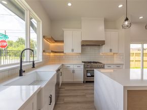 1818 West Street, Houston TX 77026