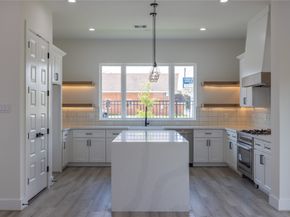 1818 West Street, Houston TX 77026