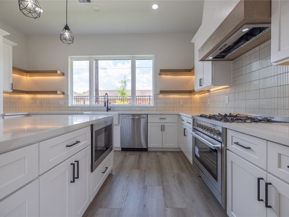 1818 West Street, Houston TX 77026