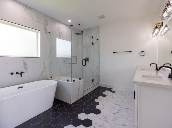 1818 West Street, Houston TX 77026