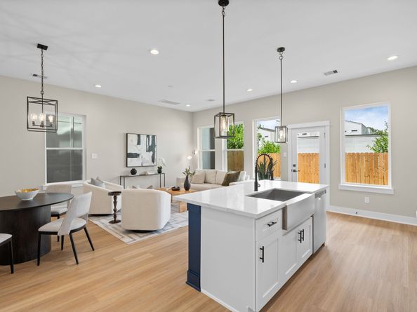 5837 Highland Sun Lane, Houston TX 77091