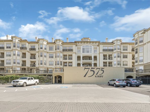 7575 Kirby Drive 1202, Houston TX 77030