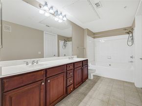 7575 Kirby Drive 1202, Houston TX 77030