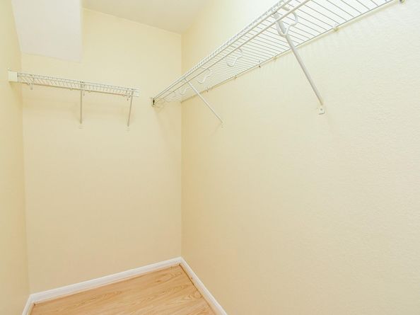 2631 Skyview Trace Court, Houston TX 77047