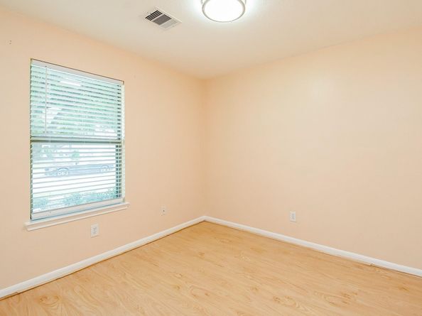 2631 Skyview Trace Court, Houston TX 77047