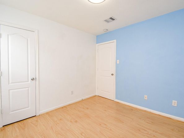 2631 Skyview Trace Court, Houston TX 77047