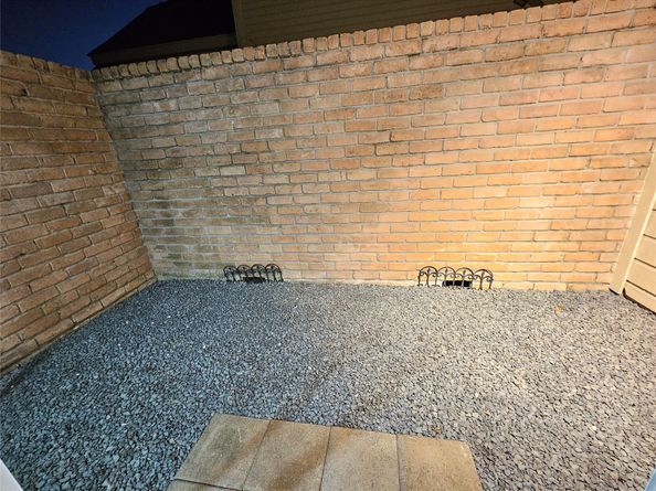 15131 New Hastings Drive, Houston TX 77095