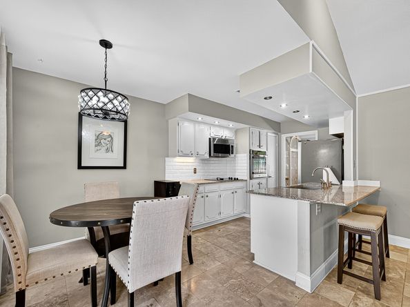 9402 Meadowcroft Drive, Houston TX 77063