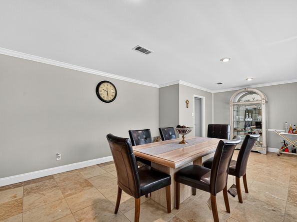 9402 Meadowcroft Drive, Houston TX 77063