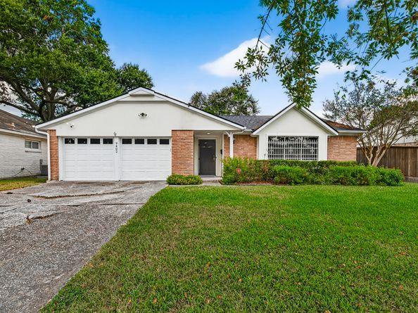 9402 Meadowcroft Drive, Houston TX 77063