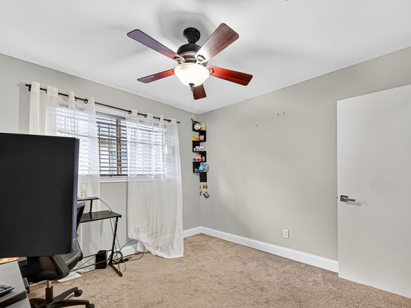 9402 Meadowcroft Drive, Houston TX 77063