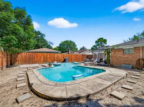 9402 Meadowcroft Drive, Houston TX 77063