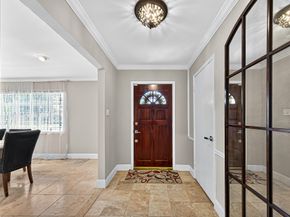 9402 Meadowcroft Drive, Houston TX 77063