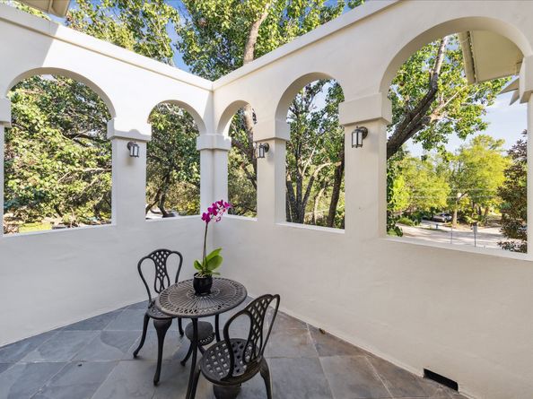 1804 Bolsover Street, Houston TX 77005